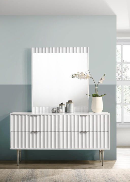 Modernist White Gloss Mirror - Furniture Stars (Chicago, IL)