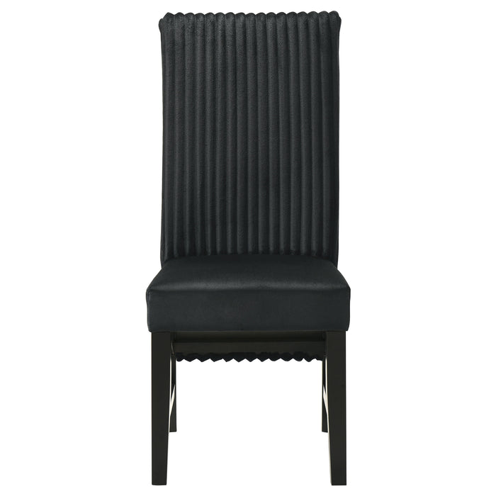Barrand Side Chair - Furniture Stars (Chicago, IL)