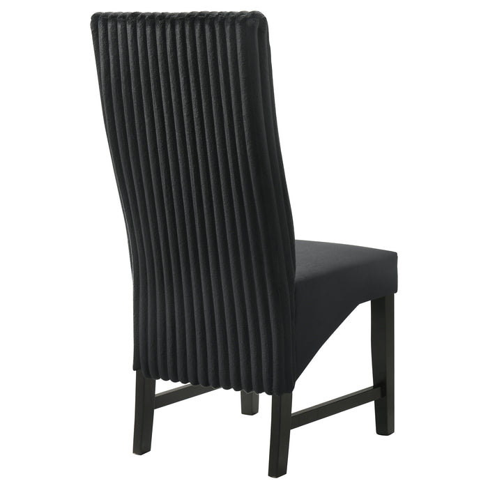 Barrand Side Chair - Furniture Stars (Chicago, IL)
