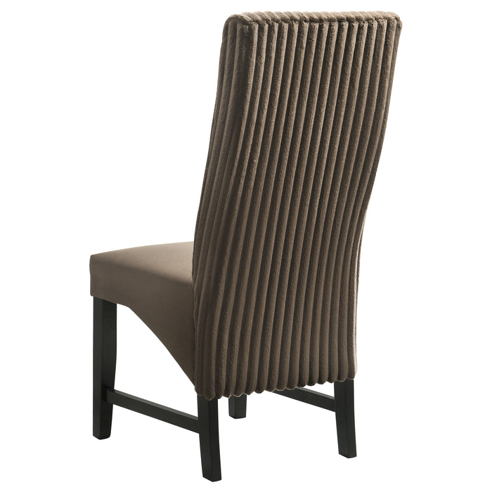 Barrand Side Chair - Furniture Stars (Chicago, IL)