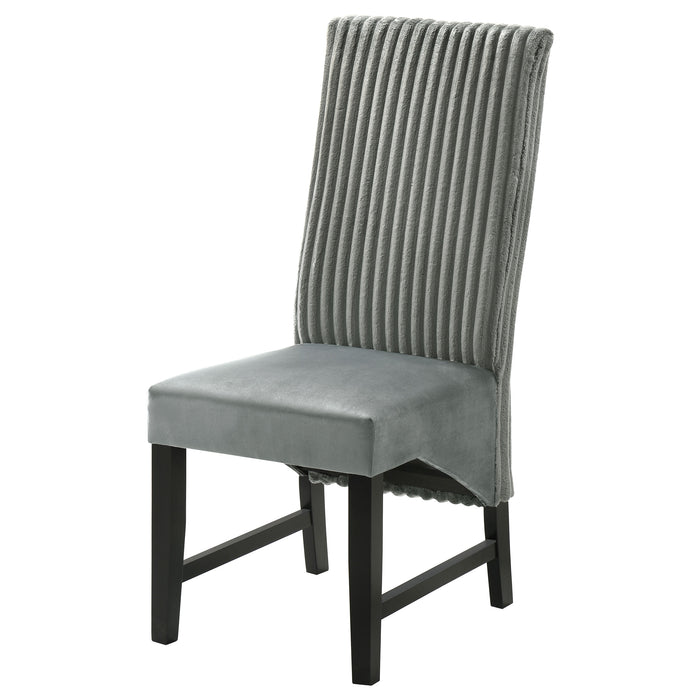 Barrand Side Chair - Furniture Stars (Chicago, IL)