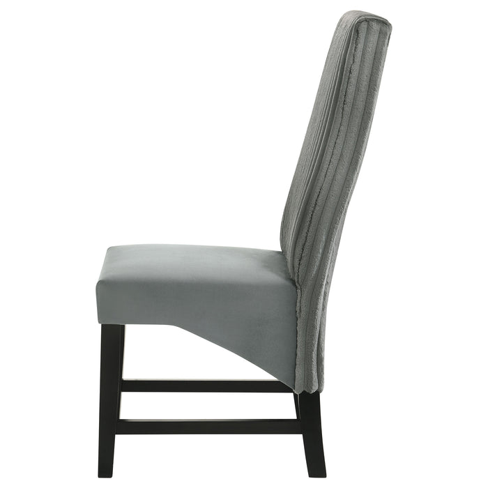 Barrand Side Chair - Furniture Stars (Chicago, IL)