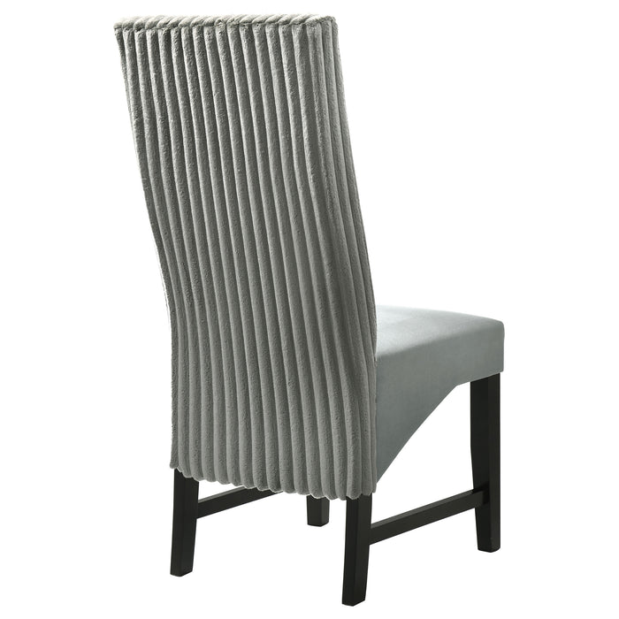 Barrand Side Chair - Furniture Stars (Chicago, IL)