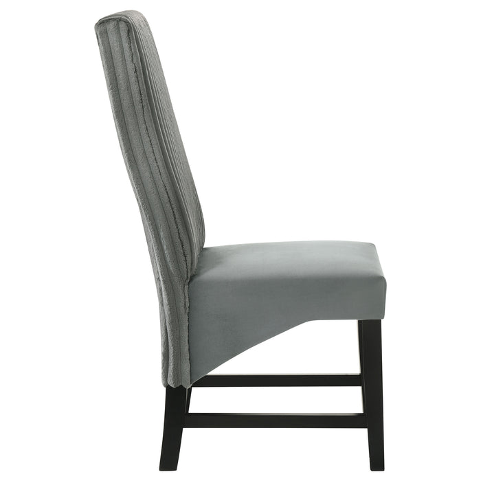Barrand Side Chair - Furniture Stars (Chicago, IL)