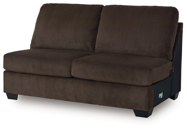 Kimlee Sectional with Chaise - Furniture Stars (Chicago, IL)