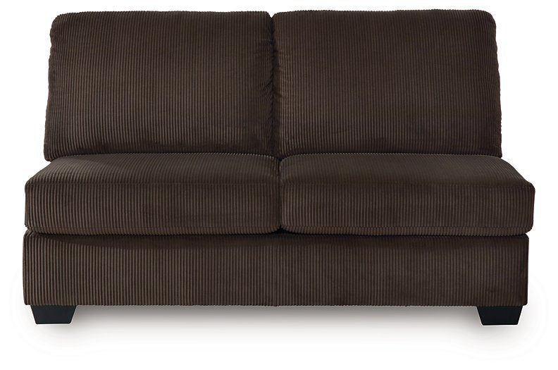 Kimlee Sectional with Chaise - Furniture Stars (Chicago, IL)