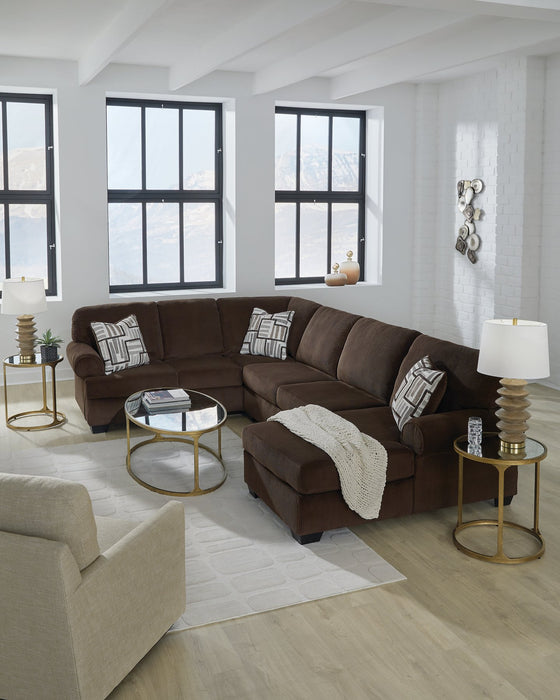 Kimlee Sectional with Chaise - Furniture Stars (Chicago, IL)