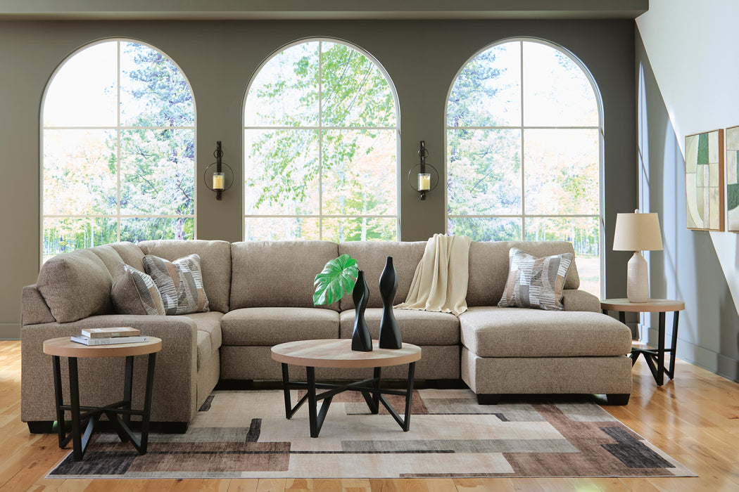 Newellen Sectional with Chaise - Furniture Stars (Chicago, IL)