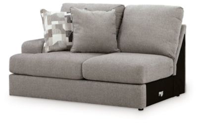 Lindon Sectional with Chaise