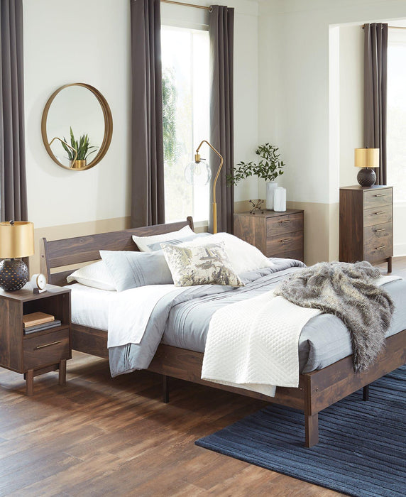 Calverson Bed - Furniture Stars (Chicago, IL)