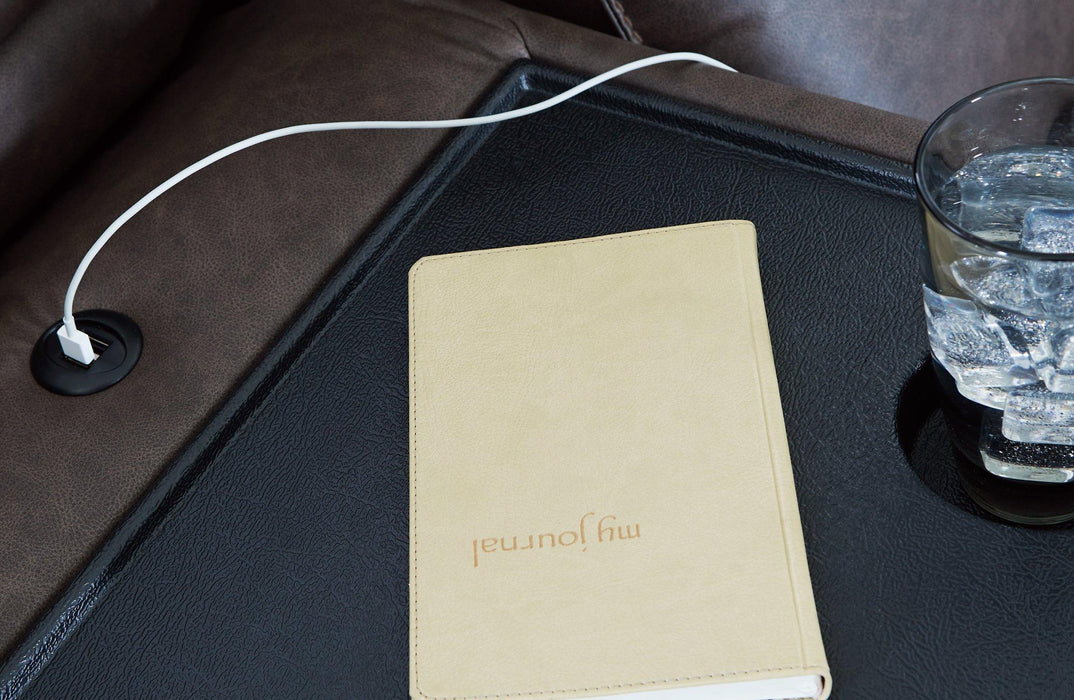 Lavenhorne Living Room Set - Furniture Stars (Chicago, IL)