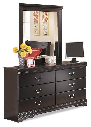 Huey Vineyard Dresser and Mirror - Furniture Stars (Chicago, IL)