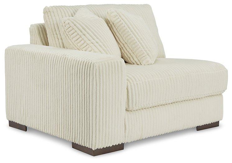Lindyn Sectional Sofa - Furniture Stars (Chicago, IL)
