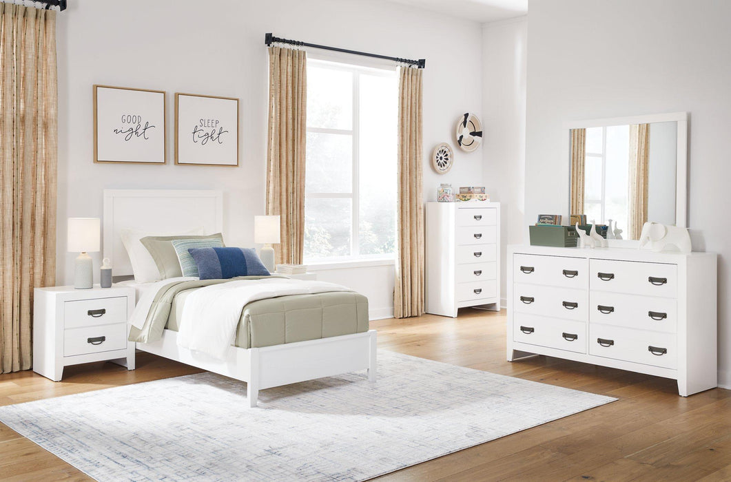 Binterglen Dresser and Mirror - Furniture Stars (Chicago, IL)