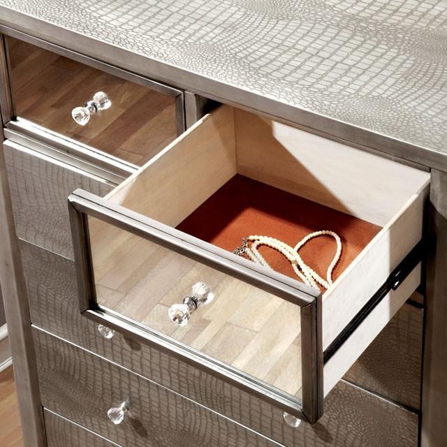 Bryant Cal.King Bed - Furniture Stars (Chicago, IL)