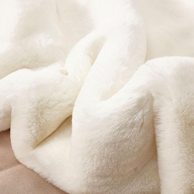 Caparica Off White 5' X 7' Area Rug - Furniture Stars (Chicago, IL)