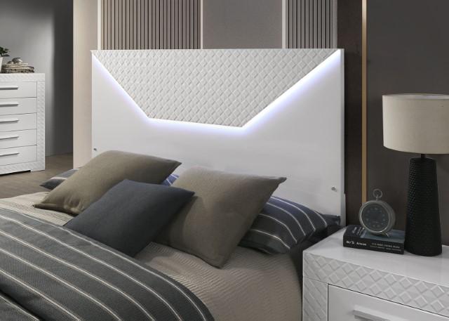 Whitby Bed - Furniture Stars (Chicago, IL)