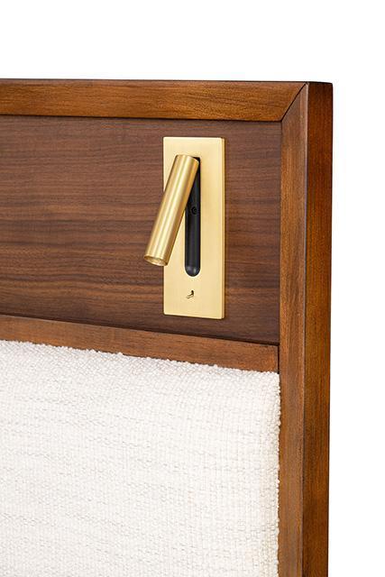 Hepburne 4 & 5 Piece Queen Bedroom Set - Furniture Stars (Chicago, IL)