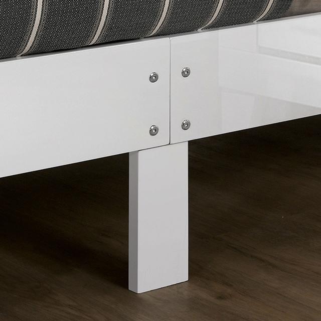 Magdeburg Queen Bed - Furniture Stars (Chicago, IL)