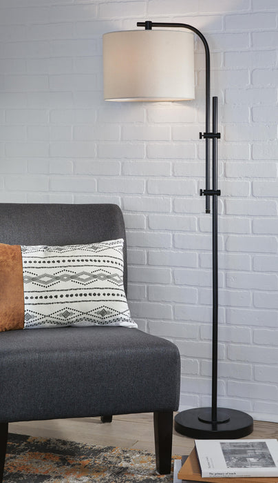 Baronvale Floor Lamp - Furniture Stars (Chicago, IL)