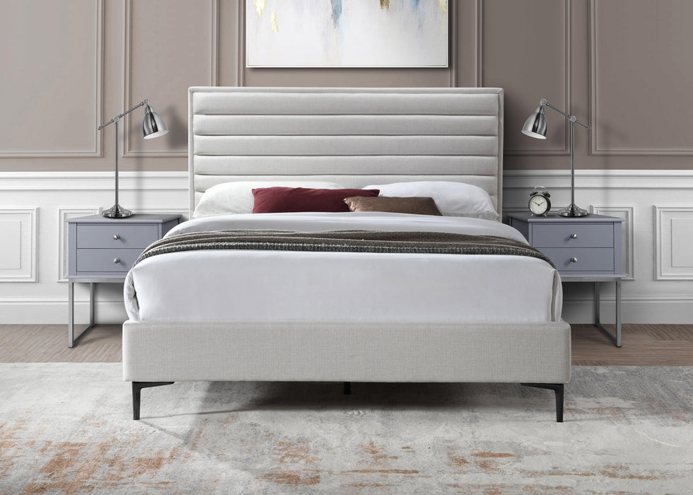 Hunter Cream Linen King Bed - Furniture Stars (Chicago, IL)