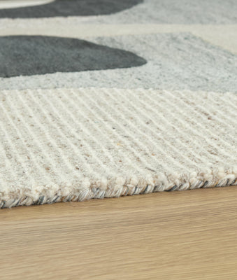 Edrickhill 5' x 7' Rug - Furniture Stars (Chicago, IL)