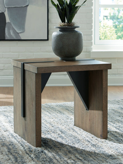 Kandinew End Table - Furniture Stars (Chicago, IL)