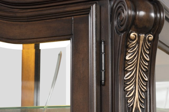 Leovanni Curio - Furniture Stars (Chicago, IL)