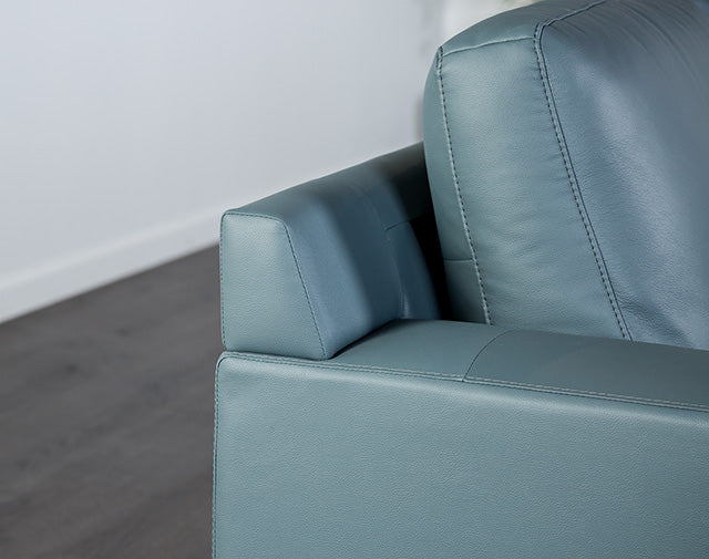 Stordal Sectional, Right Chaise - Furniture Stars (Chicago, IL)
